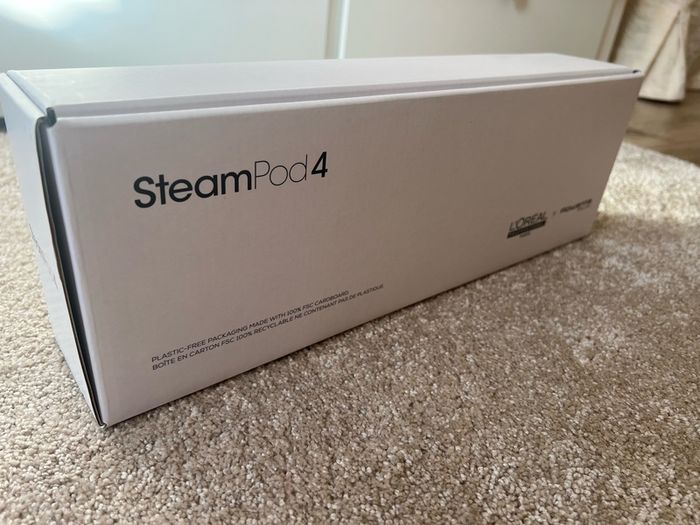 L'Oreal Steampod 4 hair straightener- like new