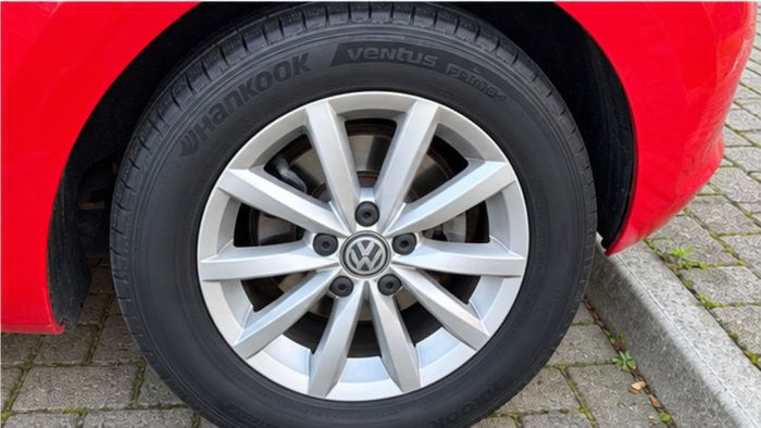 16" alloy wheels