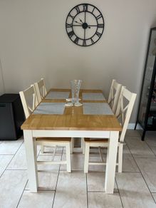 Kitchen Table & 6 Chairs