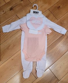 DKNY Bodysuit & Bib Set Age 6-9 months