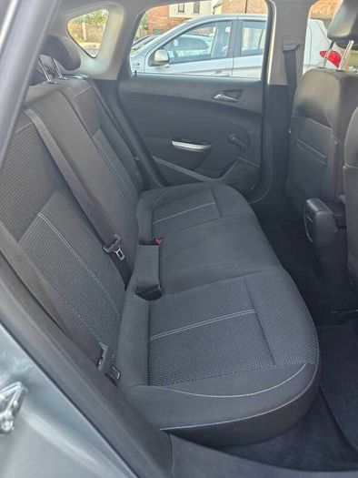 2011 Opel Astra