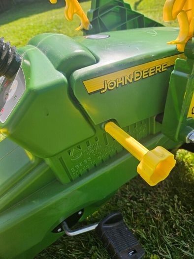 John Deere Kids Tractor