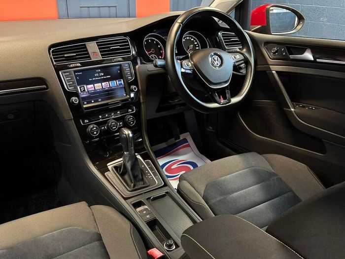 Volkswagen Golf 1.4tsi H/line Auto