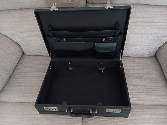 brief case