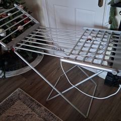 Electric cloths / horse dryer