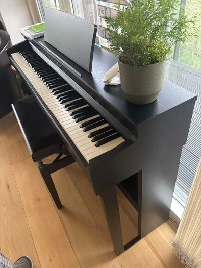 Kawai CN-201 Digital Piano with Bench - Excellent Condition
