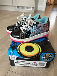 Heeleys Wheeled Shoes Size 13/ 32