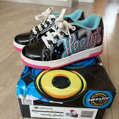 Heeleys Wheeled Shoes Size 13/ 32