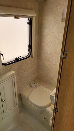 6/7 Berth Lunar Zenith 6 Caravan
