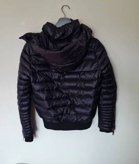 Holland copper down puffer jacker Size medium Pit to pit 20" black Hooded in good condition