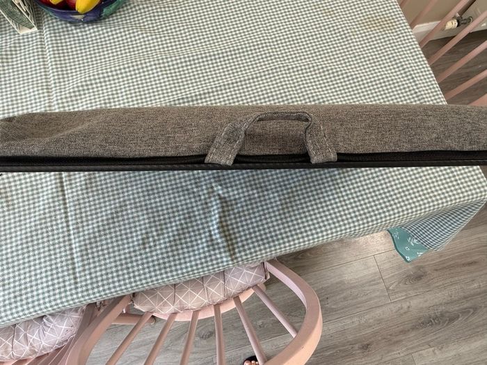Laptop stand