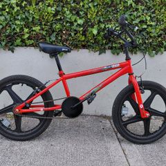 20" BMX Shockwave Bike