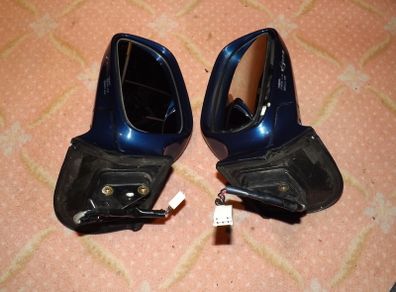 1 x Pair of Celica gen 7 electric mirrors/ Spectra Blue. (Non electric folding)