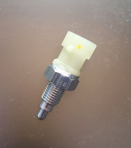 Reverse Light Switch (Fiat Punto 188  Alfa Romeo 156))
