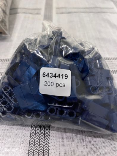 LEGO 5300 piece's 23 bags