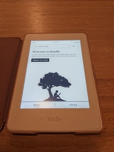 Kindle Paperwhite 7th Gen with Ads