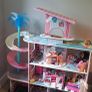 Lol Doll house, camper van, car and dolls Image 2