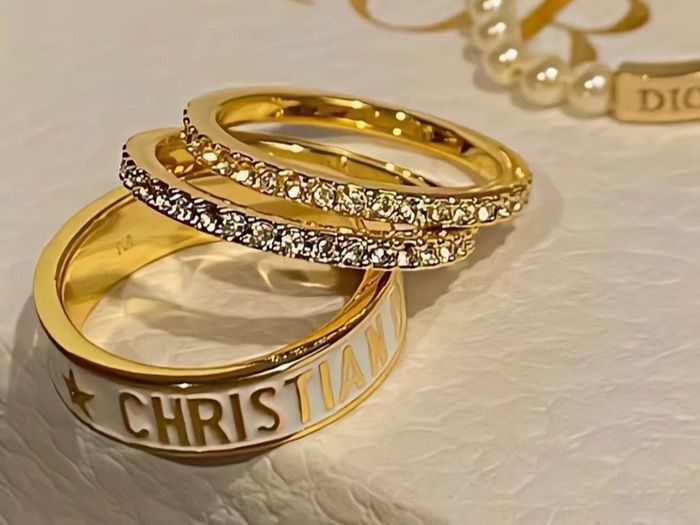 D rings set