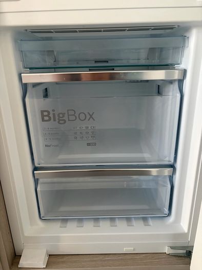 Bosh 6 Series Integrated Fridge/Freezer 60/40