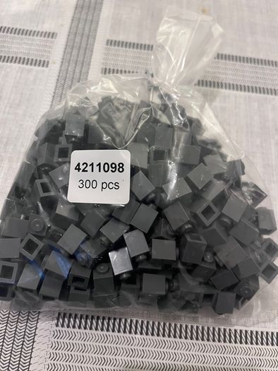 LEGO 5300 piece's 23 bags