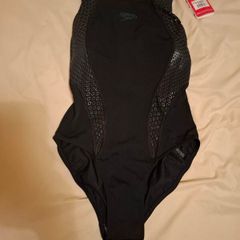 Speedo swimsuit size 12/34 : medium