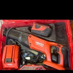 Hilti SR 4-A22 reciprocating saw, a CPC lithium-ion battery, and a charger in its original red case