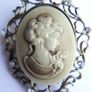 Vintage Cameo Brooch Image 3