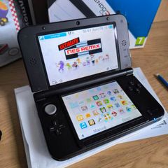Nintendo 3DS XL boxed with 20 games