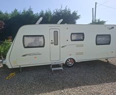 6 Berth caravan Lunar Quaser 556