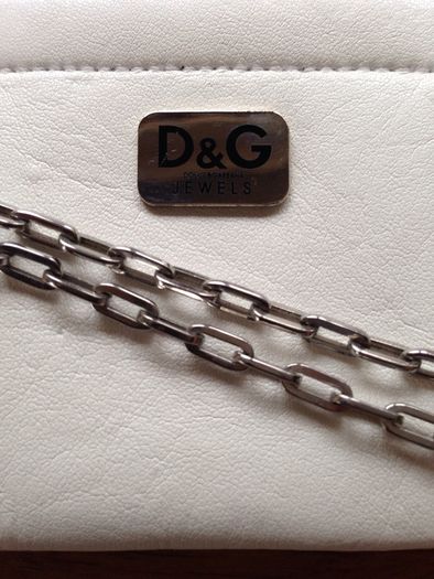 100% Authentic Dolce & Gabbana Pendent