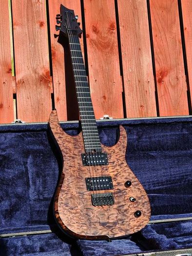 Hufschmid Tantalum Custom Masterbuilt Guitar w / Sidewynder Pickups (Delivery available)