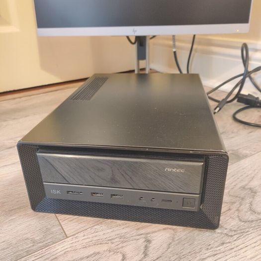 Mini Asus Gaming PC Antec itx case small / compact