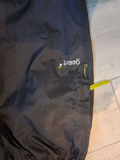 Kids waterproof trousers 9 to 10 yr