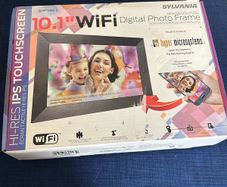 Digital photo frame