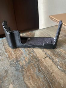 Official Fuji xt30 leather half case