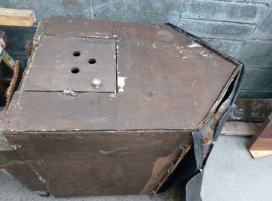 dog box