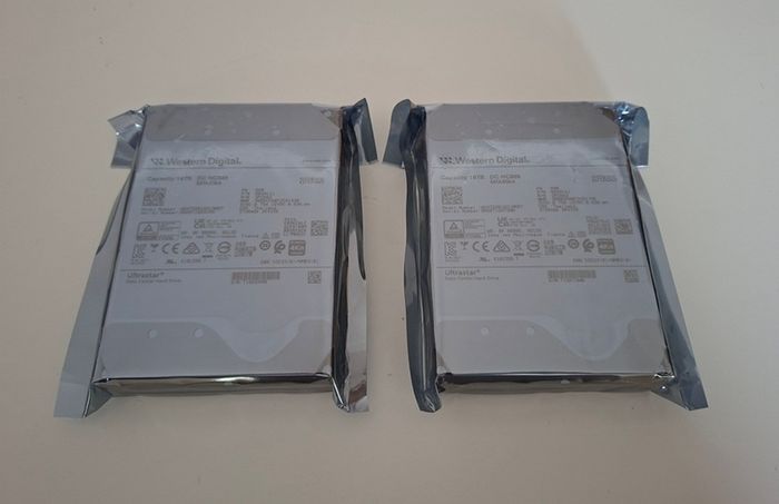WD Ultrastar DC HC555 32TB (2 x 16TB) Hard Drive 3.5" 512MB Sata 7200 Rpm