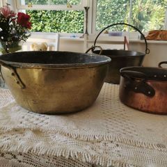 Very old antique pots 2 Brass / 1 copper