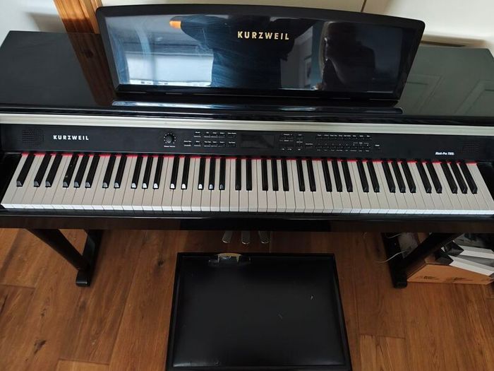 Kurzweil electric piano