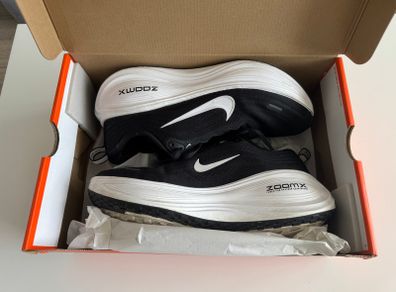 NIKE Men's Vomero Plus 7UK