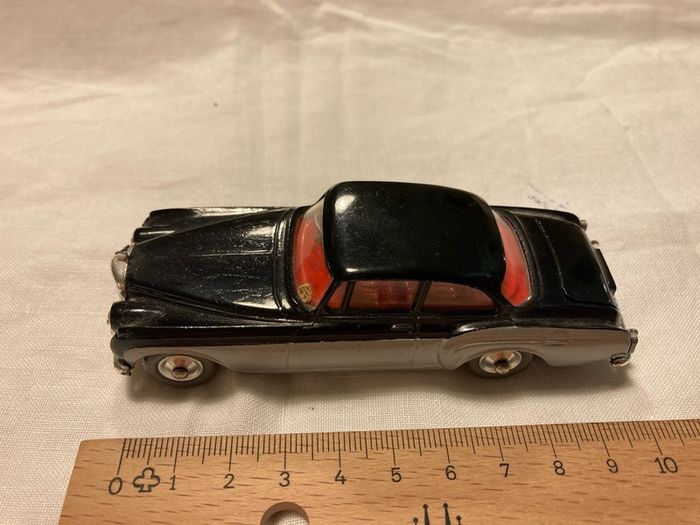 Corgi 224. Bentley Continental Sports Saloon. Mint.1961/65.