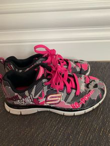 Girls Sketchers