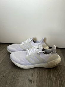 Womens Adidas Ultraboost 22 White UK 7.5 EU 41.5