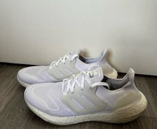 Womens Adidas Ultraboost 22 White UK 7.5 EU 41.5