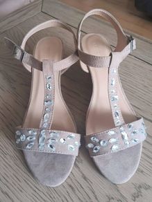 Heavenly Soles Jeweled Wedges