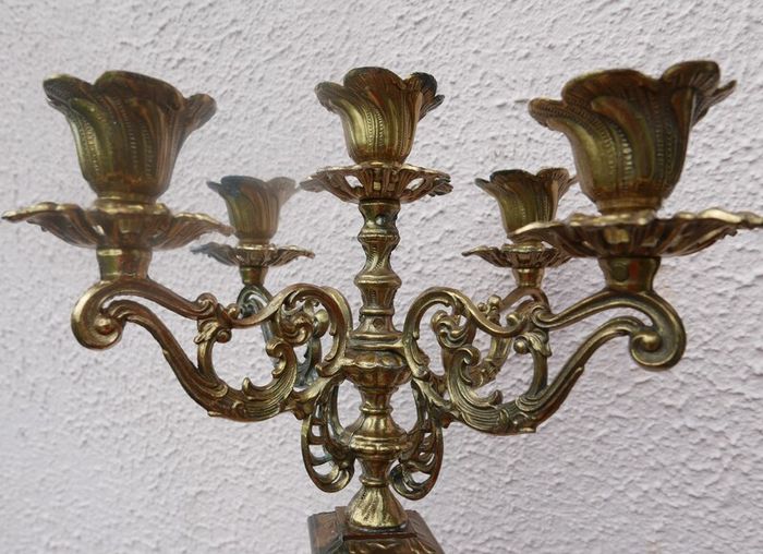 Vintage Candle Holder in Gold with Details / For 5 Candles / Antique Home Decor / Old Golden Candelabra Candle Stand