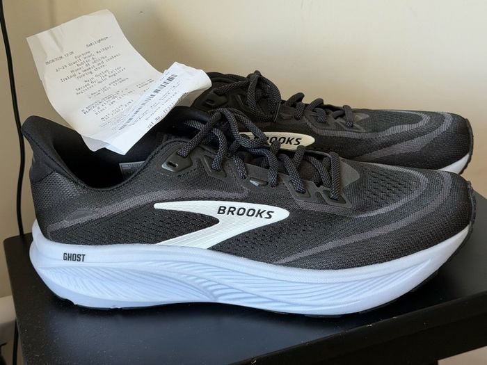 Brooks mens running trainers