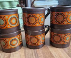 Vintage Kiln Craft Hermes Staffordshire Mugs & Saucers / Side plates