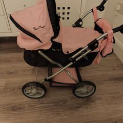Silver Cross dolls pram