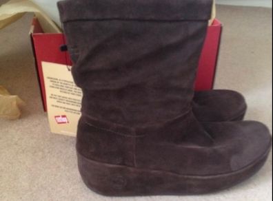 BNWT Fitflop Brown Suede Boots
